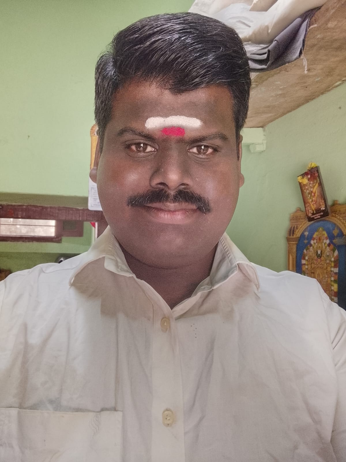 Groom Image